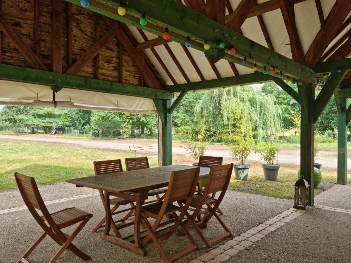L'Aupinouse Chambre Double La Suze-sur-Sarthe Eksteriør billede